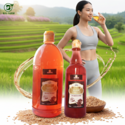 Alternative view of Giấm Gạo Lứt Nguyễn Gia 500ml/1L
